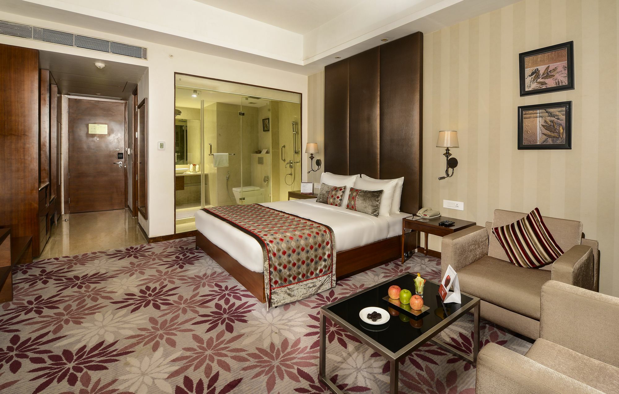 Pride Plaza Hotel, Kalkutta Exterior foto A room at the Taj Bengal